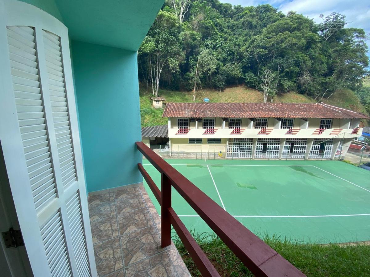 Hotel Fazenda Bonanza Энженьейру-Паулу-ди-Фронтин Экстерьер фото