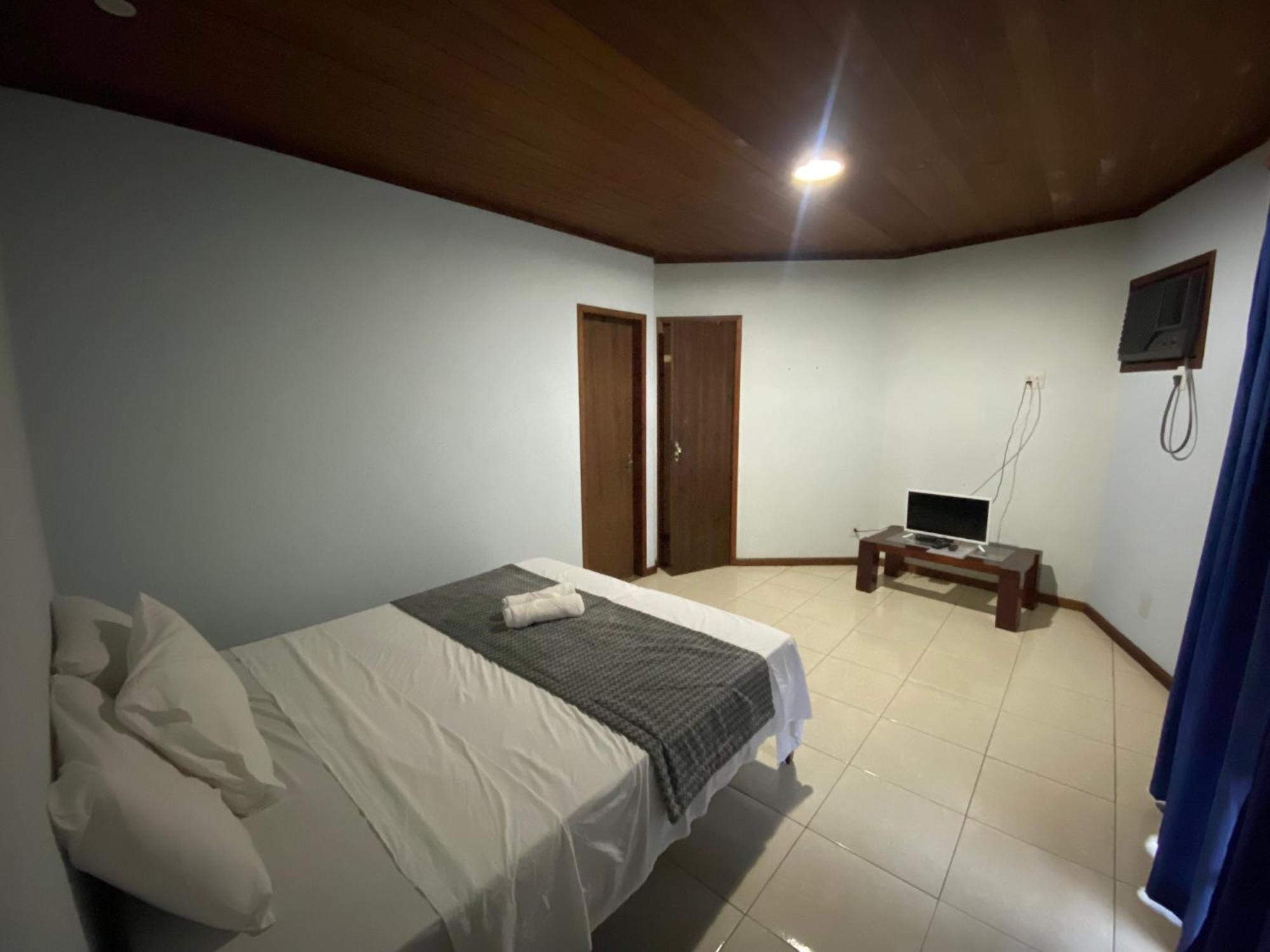 Hotel Fazenda Bonanza Энженьейру-Паулу-ди-Фронтин Экстерьер фото